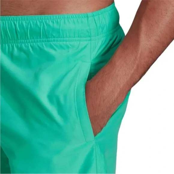 adidas ORIGINALS MENS ADICOLOR ESSENTIALS SWIM SHORTS size Mediumnew with tags
